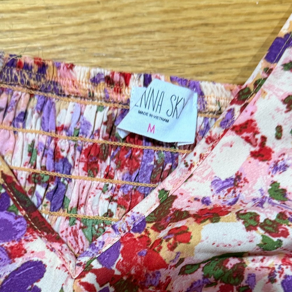 Floral Top - Picture 2 of 3